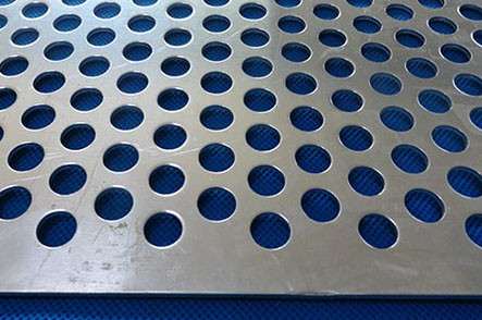 不銹鋼沖孔網在化工業的重要性 不銹鋼沖孔網在化工業的重要性